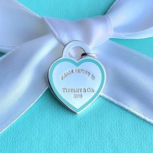 Tiffany blue heart pendant
